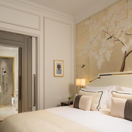 Corinthia Grand Hotel Du Boulevard Boekarest Buitenkant foto