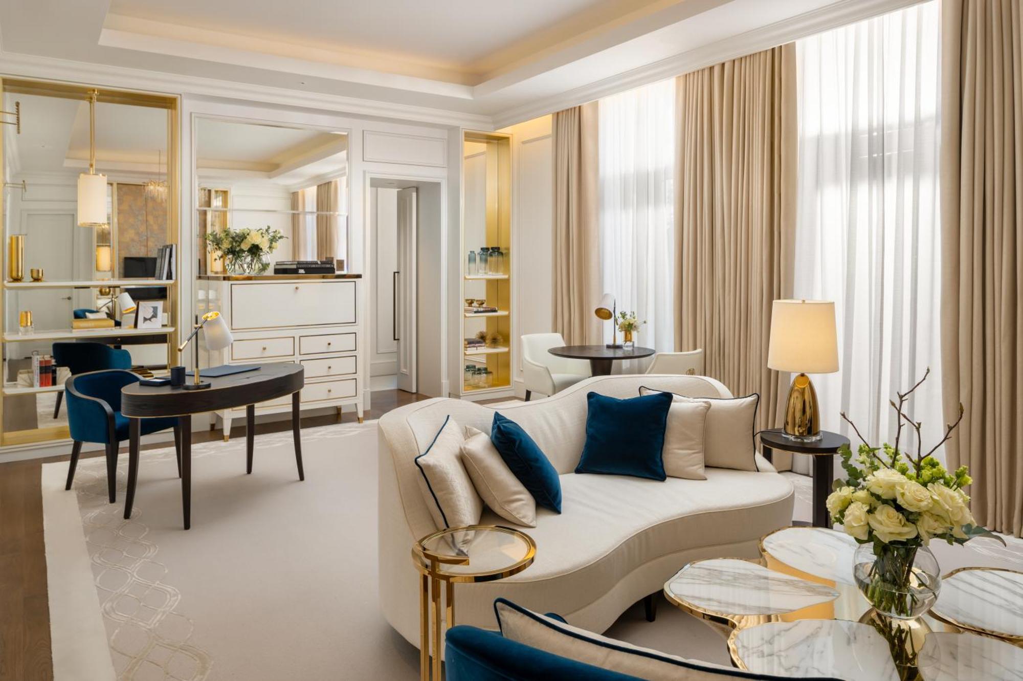 Corinthia Grand Hotel Du Boulevard Boekarest Buitenkant foto