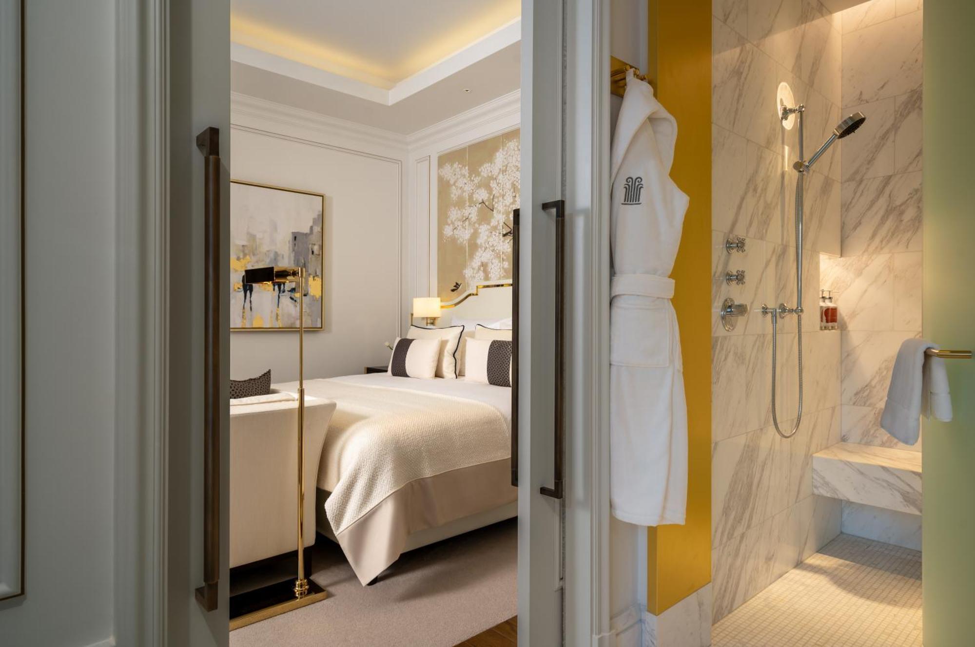 Corinthia Grand Hotel Du Boulevard Boekarest Buitenkant foto