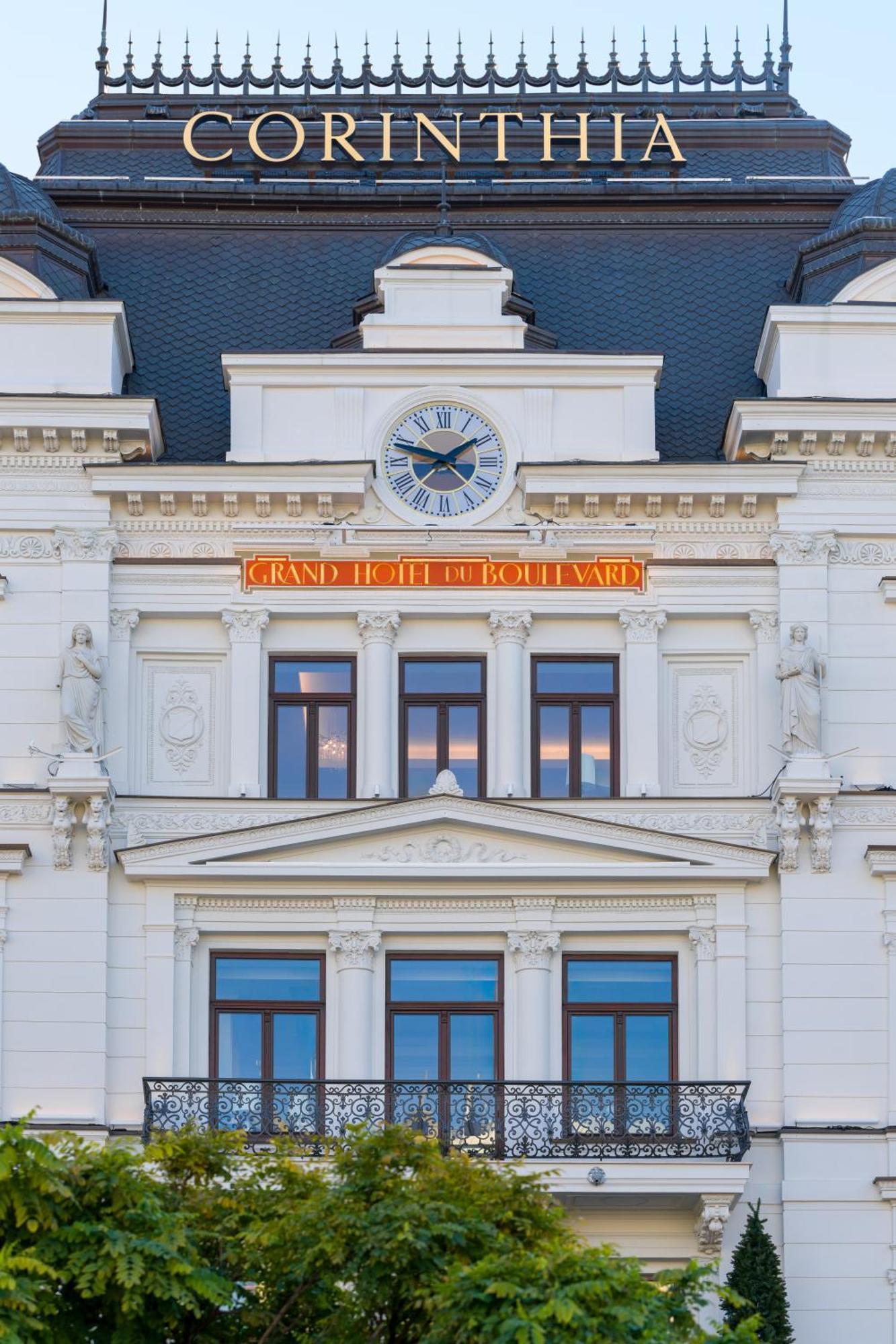 Corinthia Grand Hotel Du Boulevard Boekarest Buitenkant foto